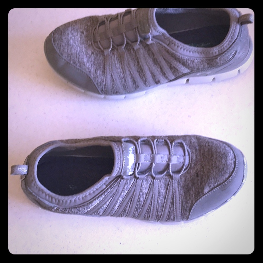 Sketchers Slip-on Sneaker with Memory Foam -Grey